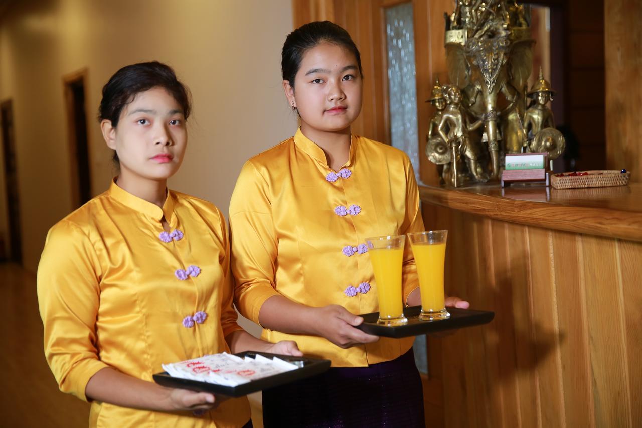 Essence Motel Kalaw Eksteriør billede